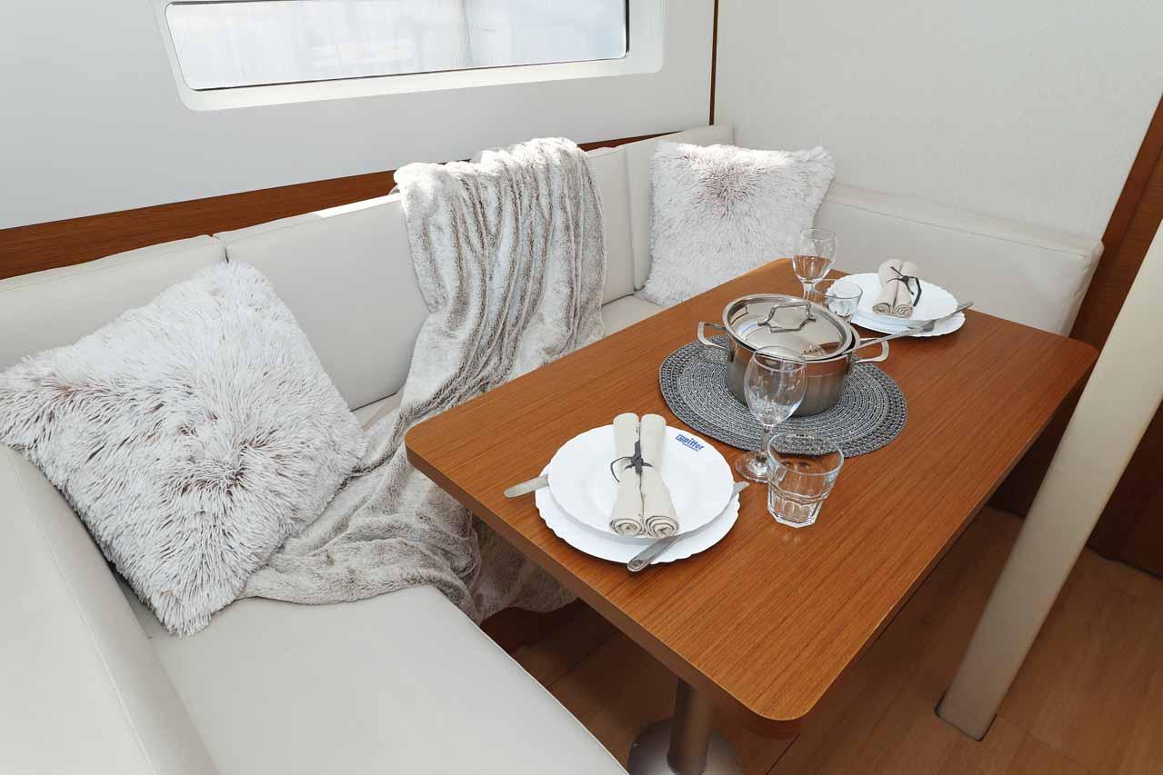 Sun Odyssey 380 Performance - 3 cab., picture 12