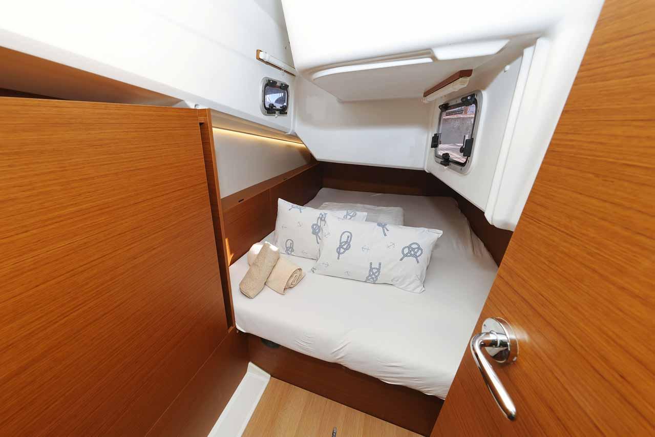 Sun Odyssey 380 Performance - 3 cab., picture 19