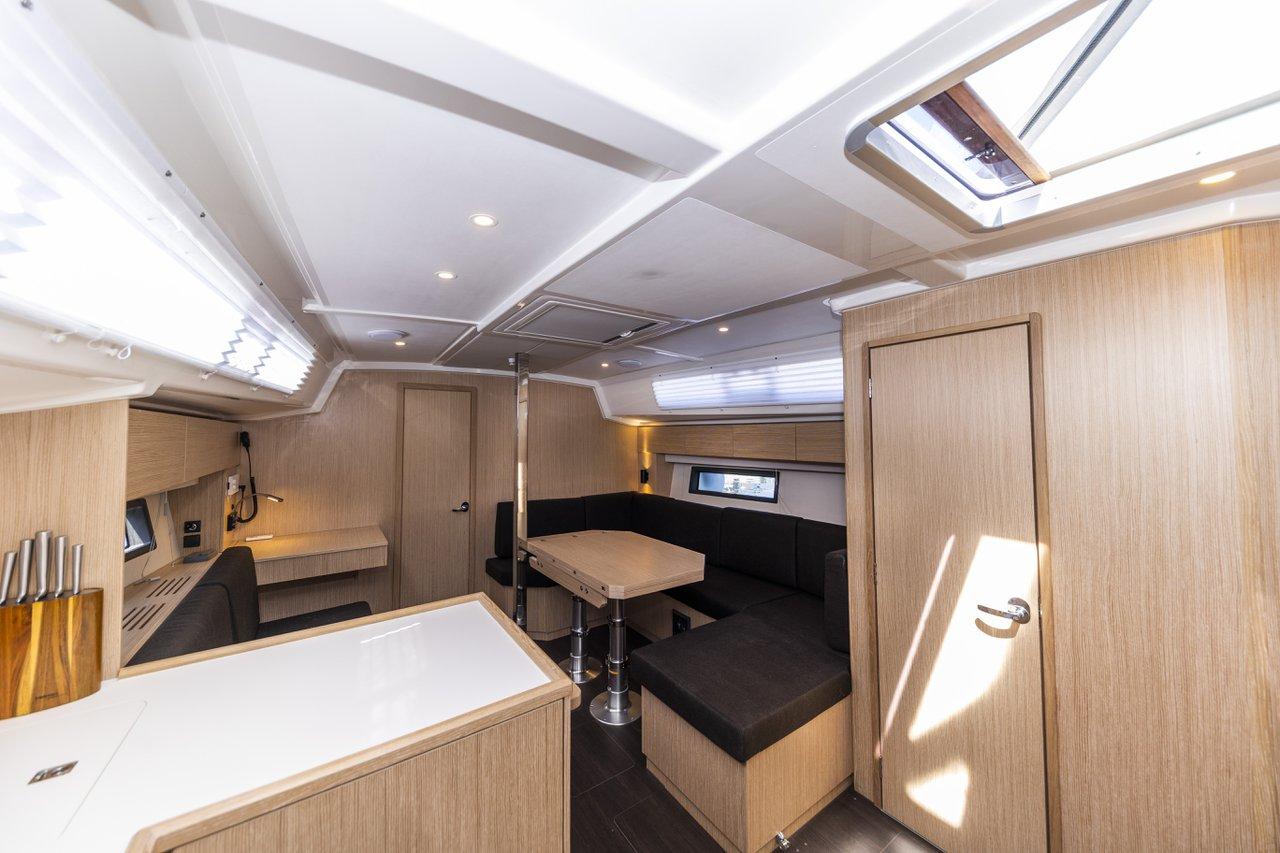 Bavaria C42, picture 15