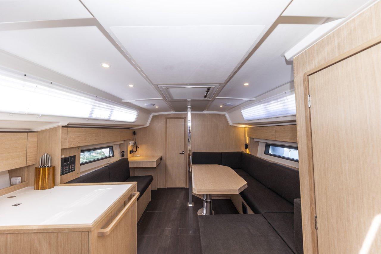 Bavaria C42, picture 14