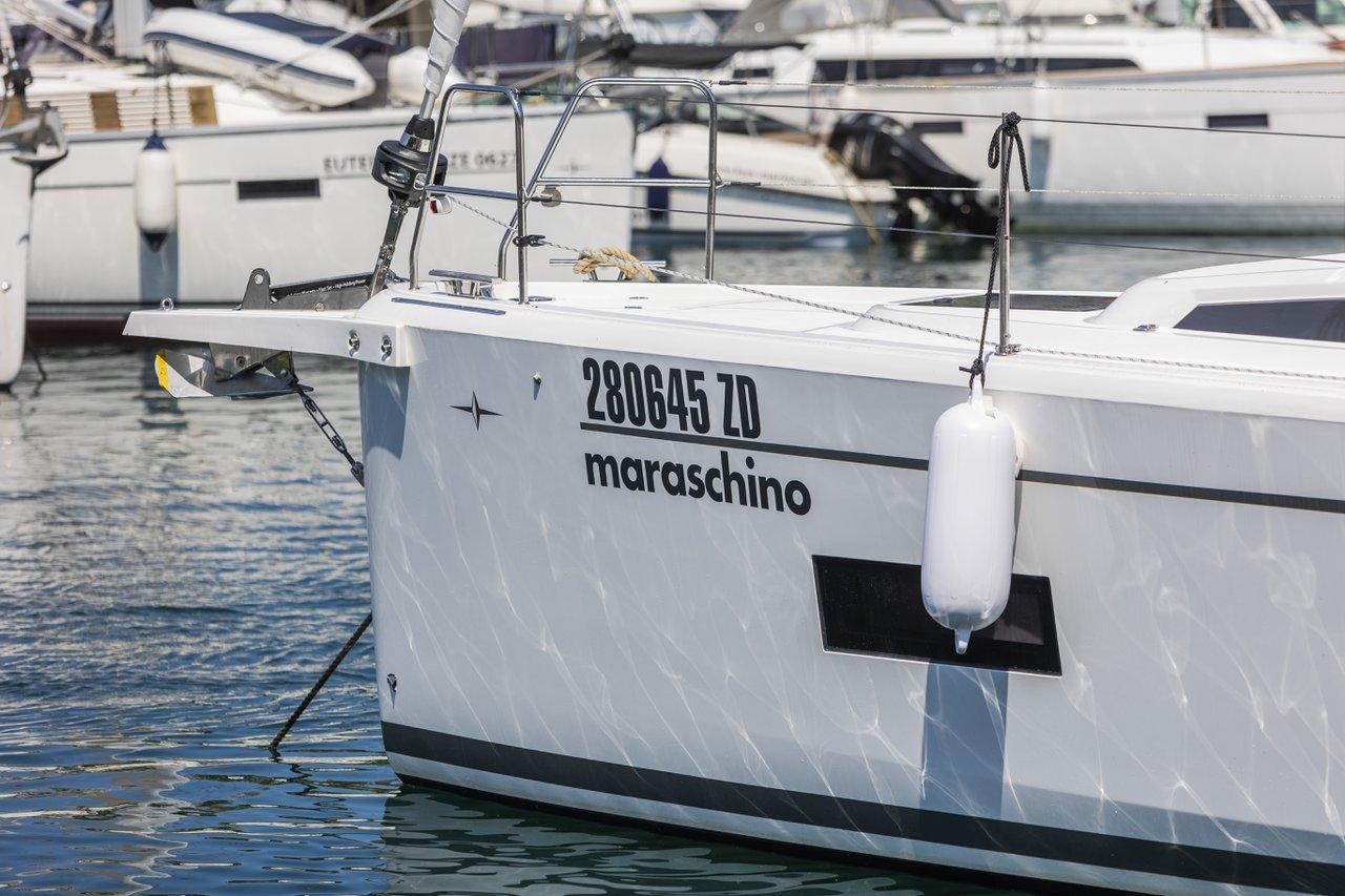 Bavaria C42, picture 4