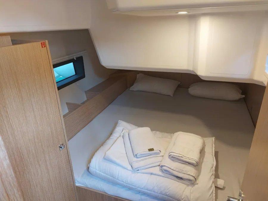 Bavaria C42, picture 17