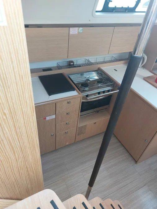 Bavaria C42, picture 14