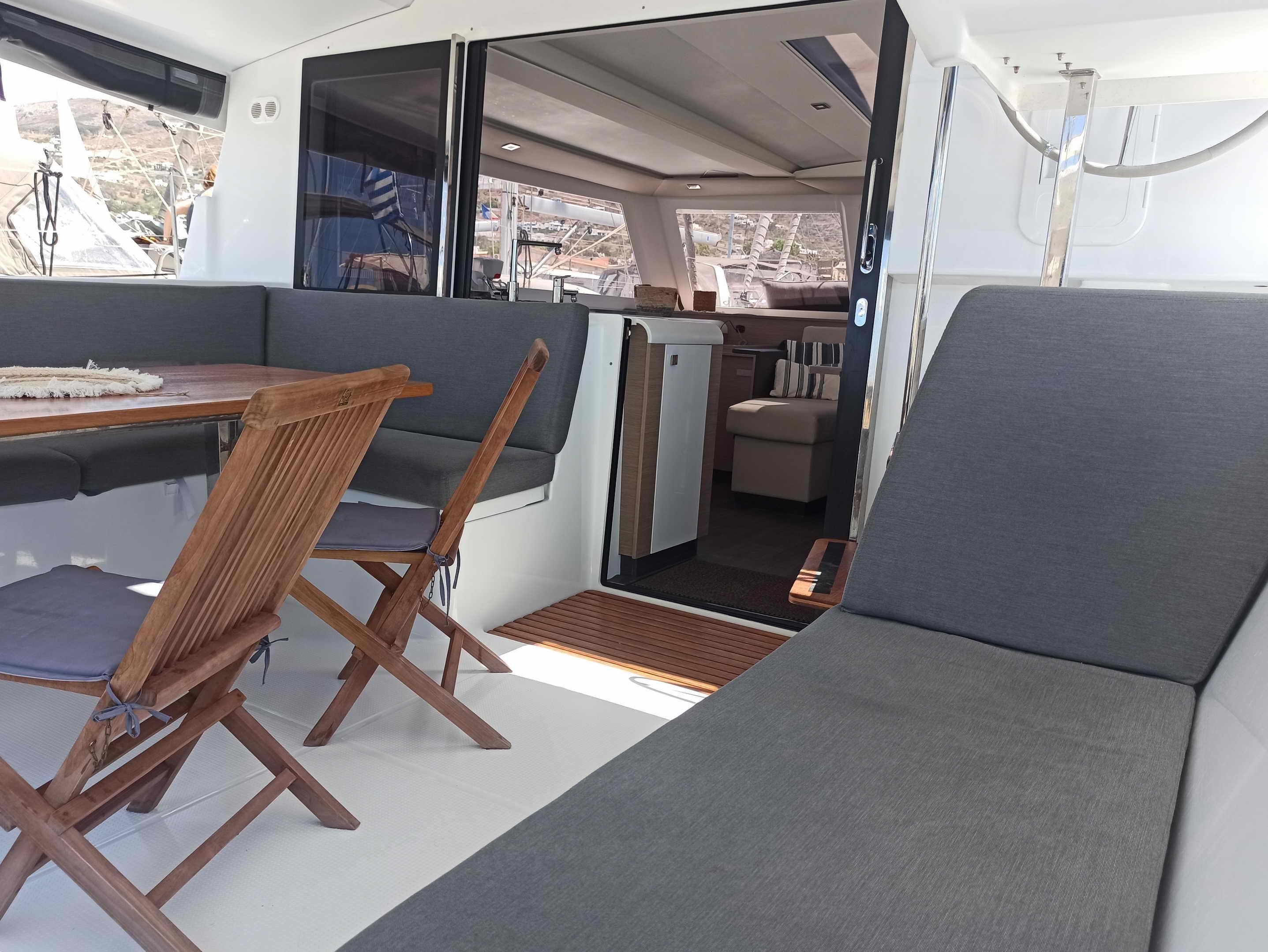 Fountaine Pajot Isla 40 - 4 + 1 cab., picture 4