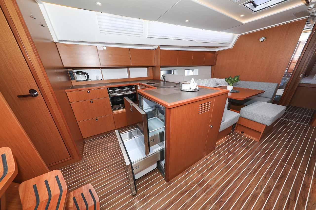 Bavaria C50 Holiday - 5 + 1 cab., picture 19