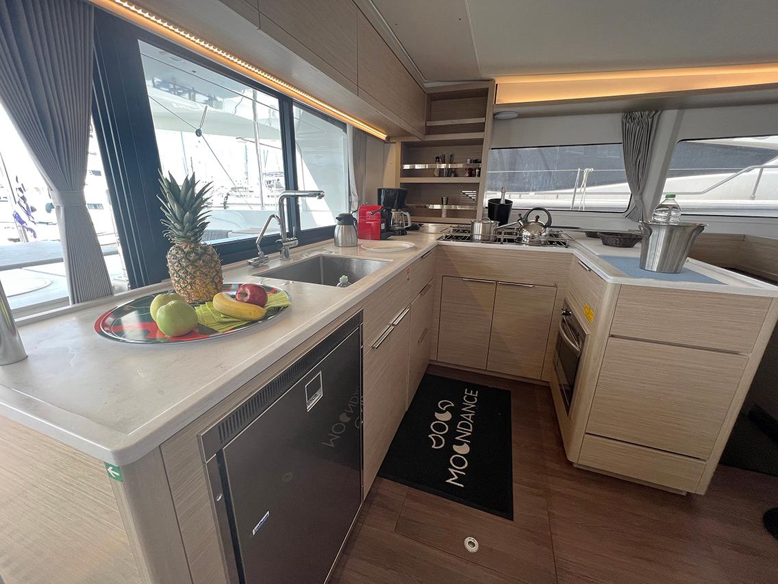 Lagoon 46 - 4 + 2 cab., picture 18