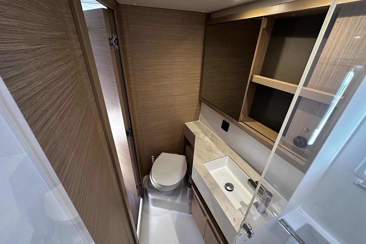 Lagoon 46 - 4 + 2 cab., picture 32