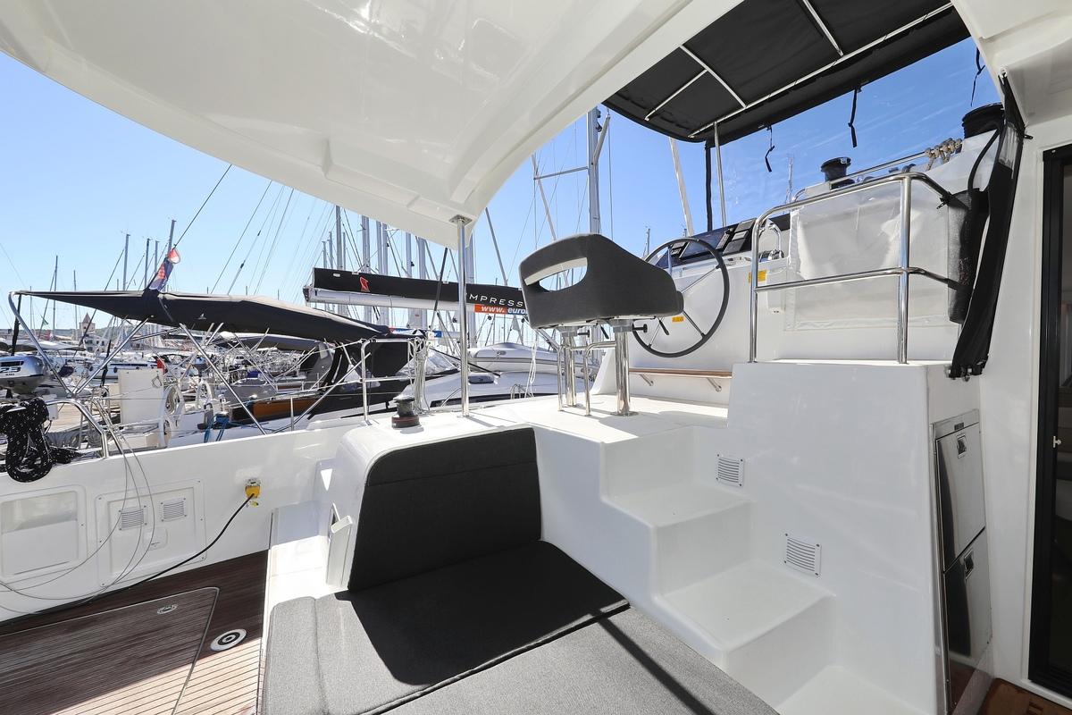 Lagoon 42 - 4 + 2 cab., picture 6