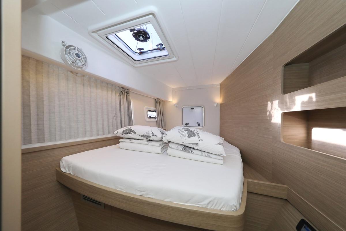 Lagoon 42 - 4 + 2 cab., picture 19