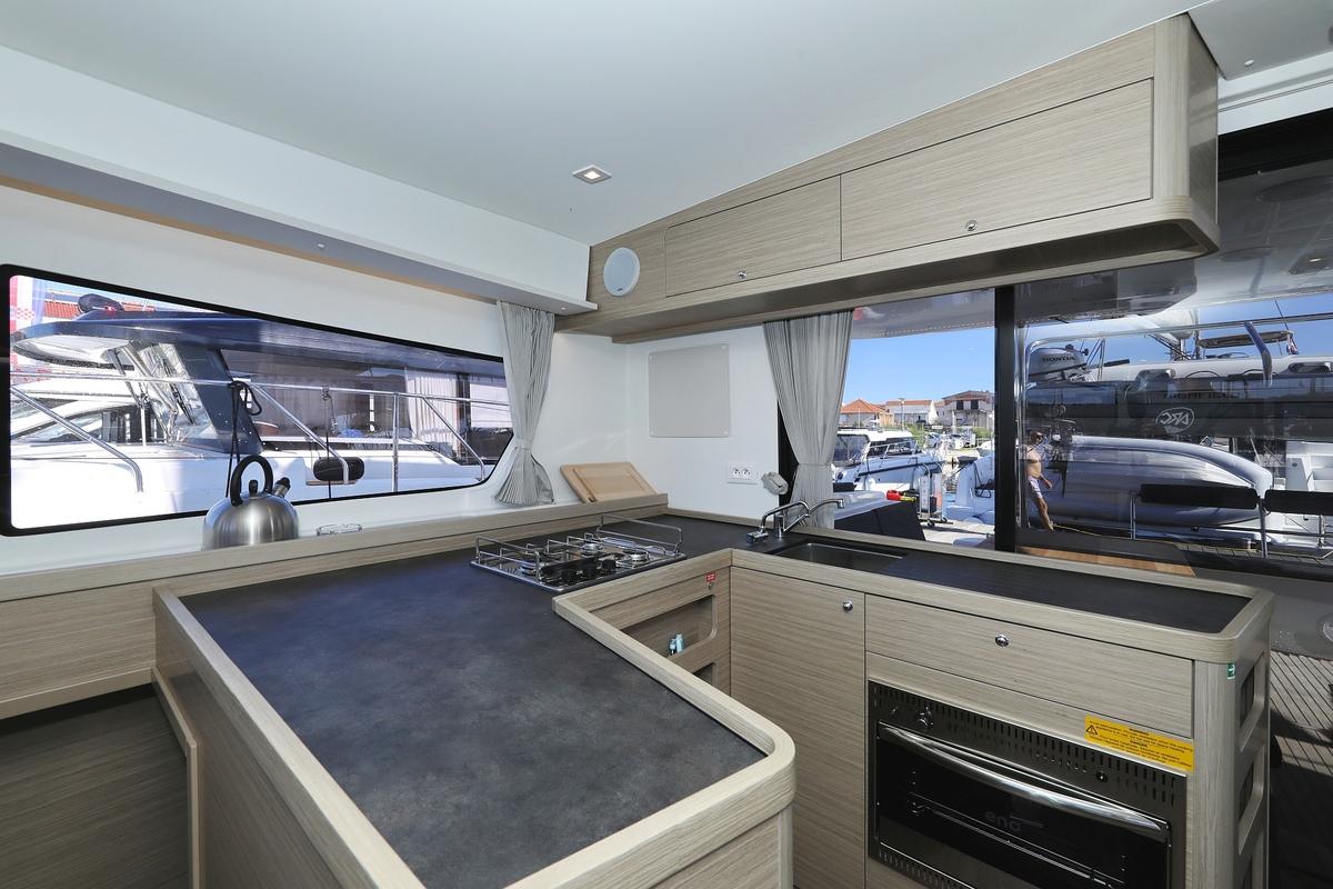 Lagoon 42 - 4 + 2 cab., picture 14