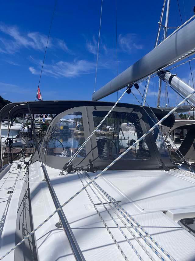 Bavaria C38, picture 5