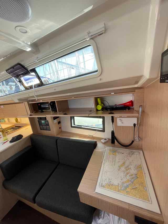 Bavaria C38, picture 12