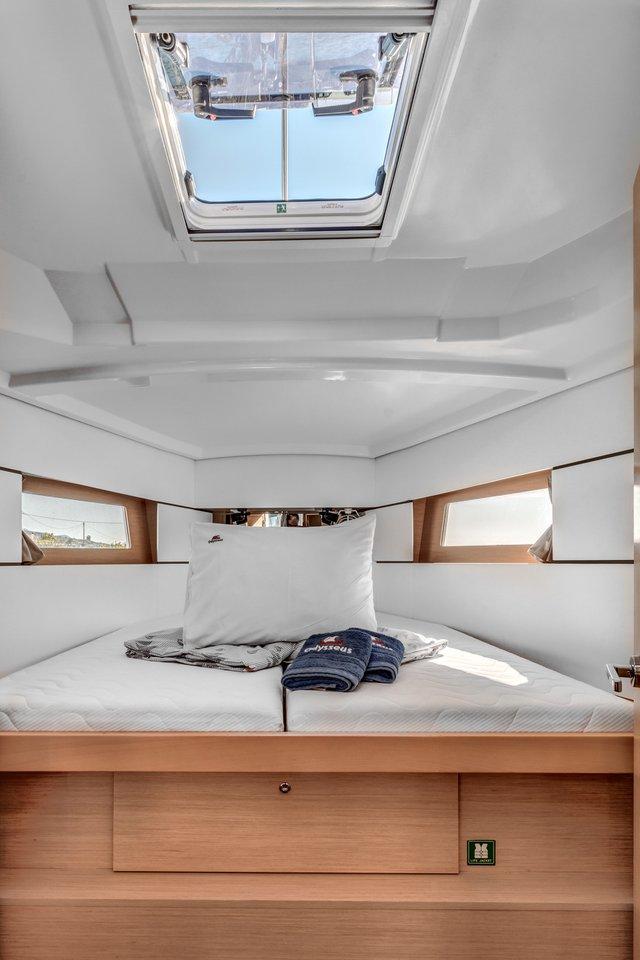 Oceanis 38.1, picture 6