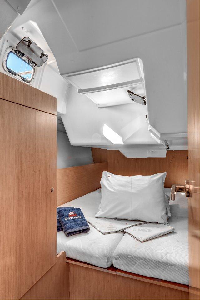 Oceanis 38.1, picture 7