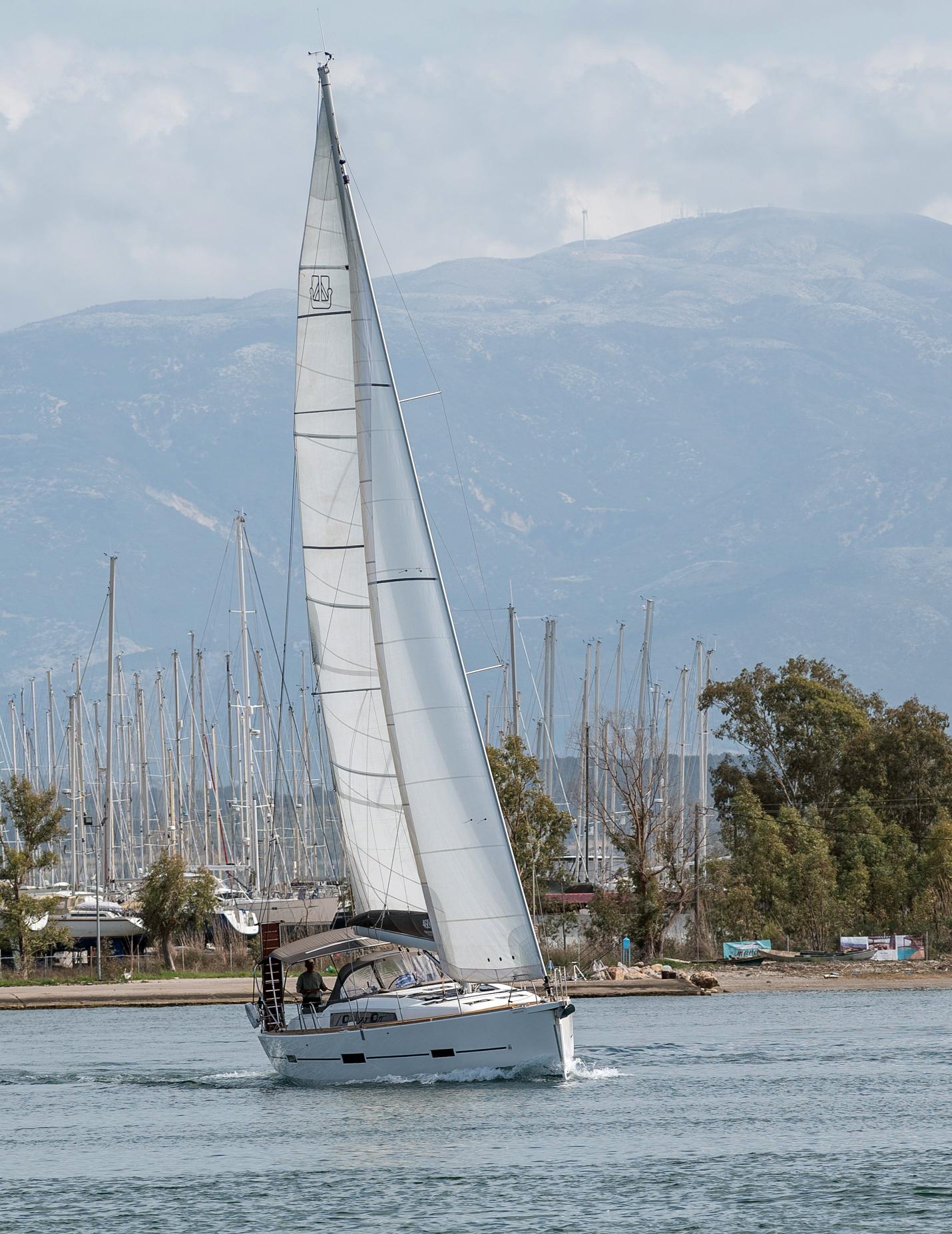 Dufour 460 GL, picture 3