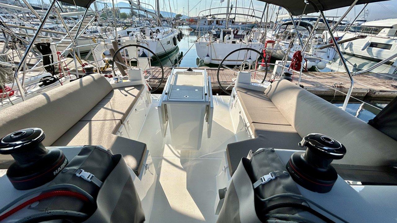 Oceanis 40.1, picture 5