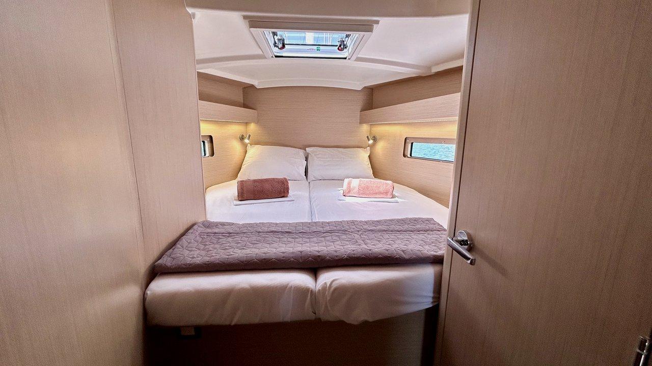 Oceanis 40.1, picture 14