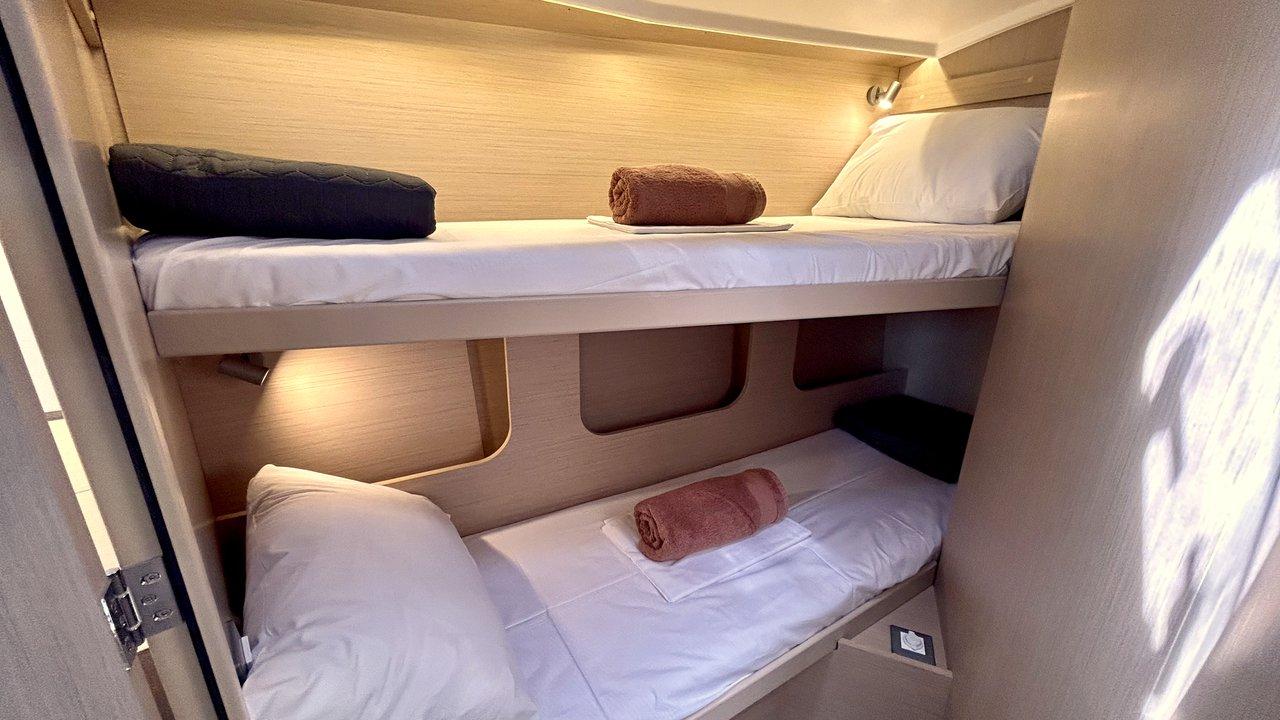 Oceanis 40.1, picture 16