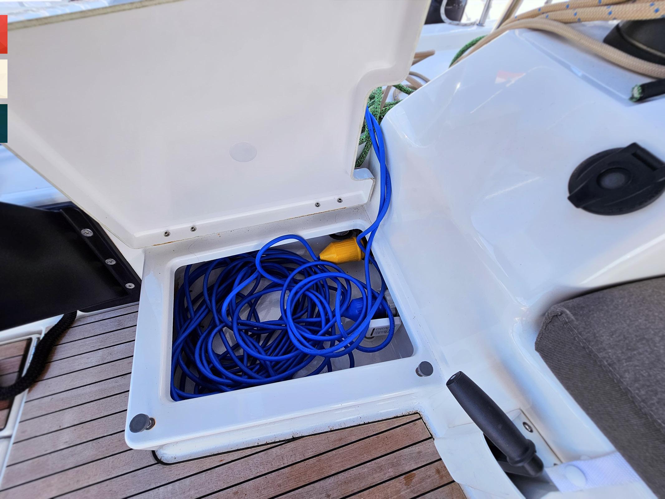 Dufour 530 - 5 + 1 cab., picture 6