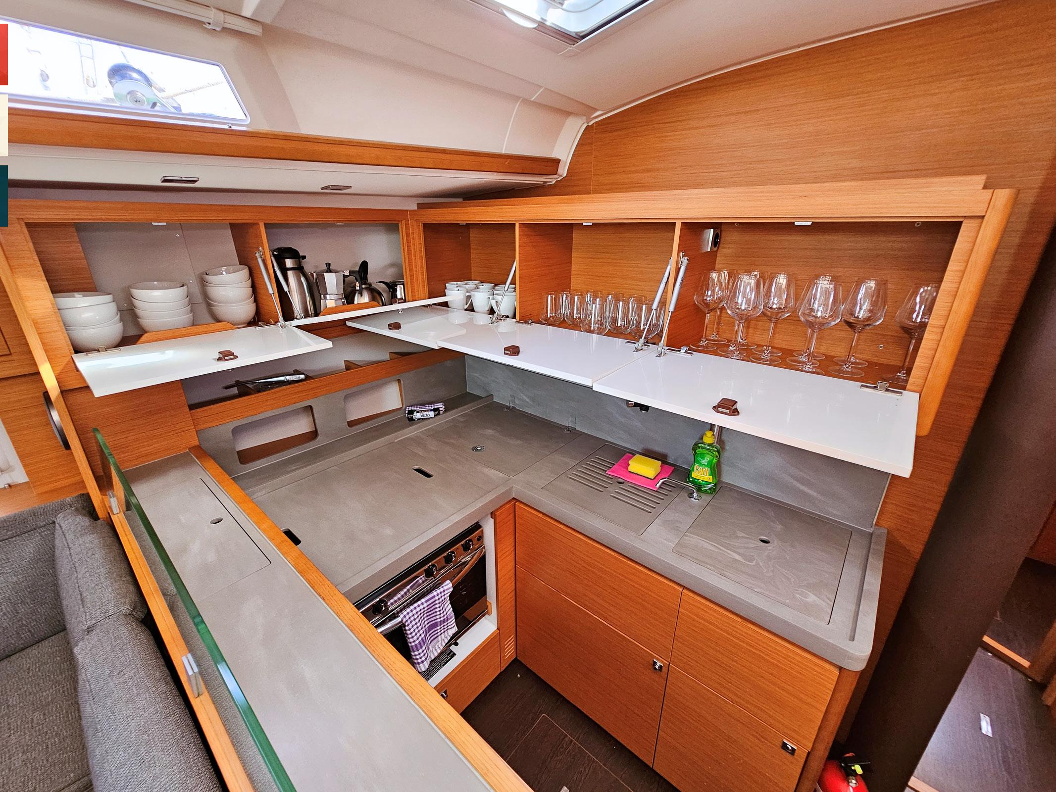 Dufour 530 - 5 + 1 cab., picture 34