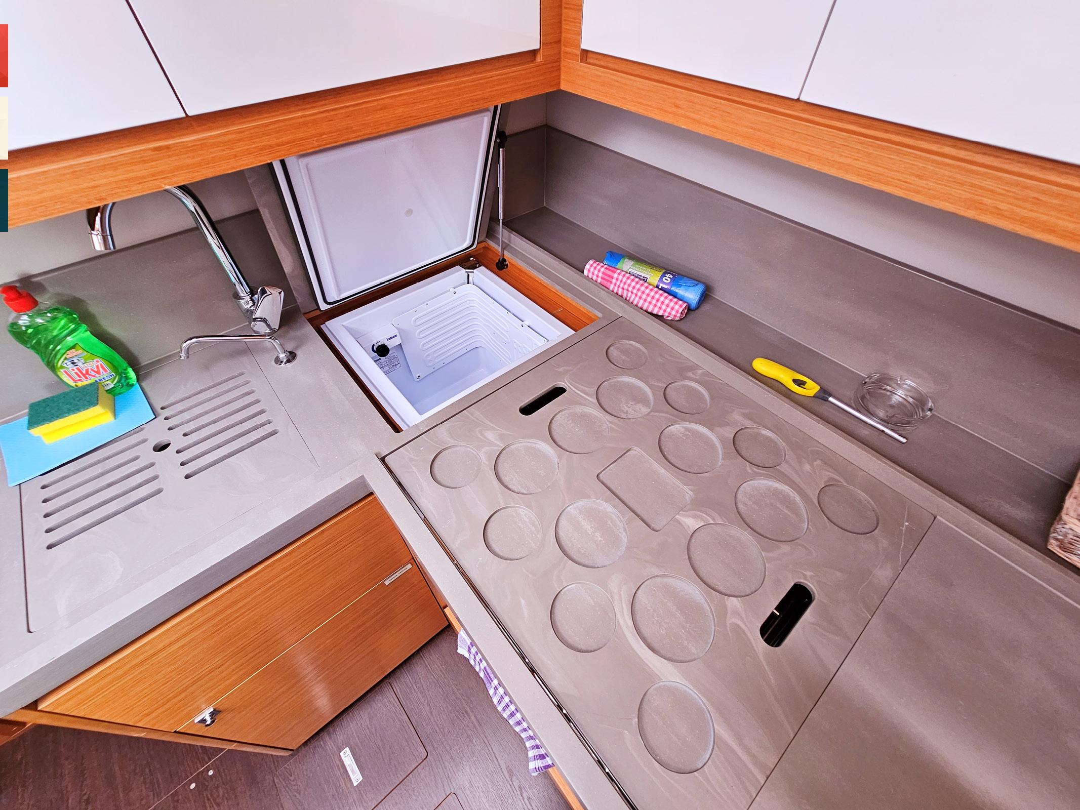 Dufour 470 - 4 cab., picture 35