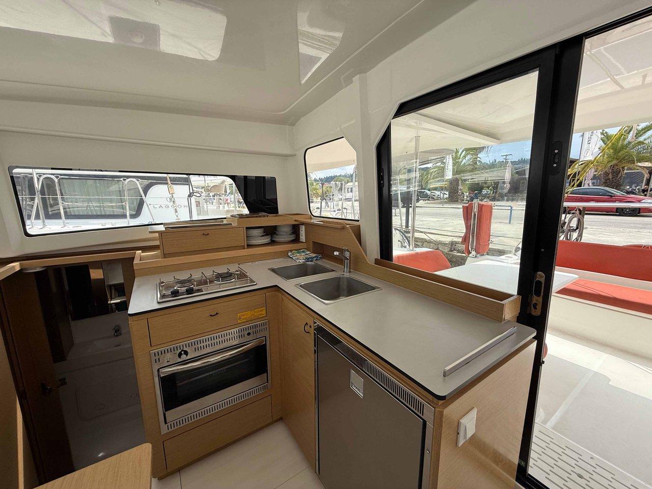 Excess 11 - 4 + 1 + 1 cab., picture 13