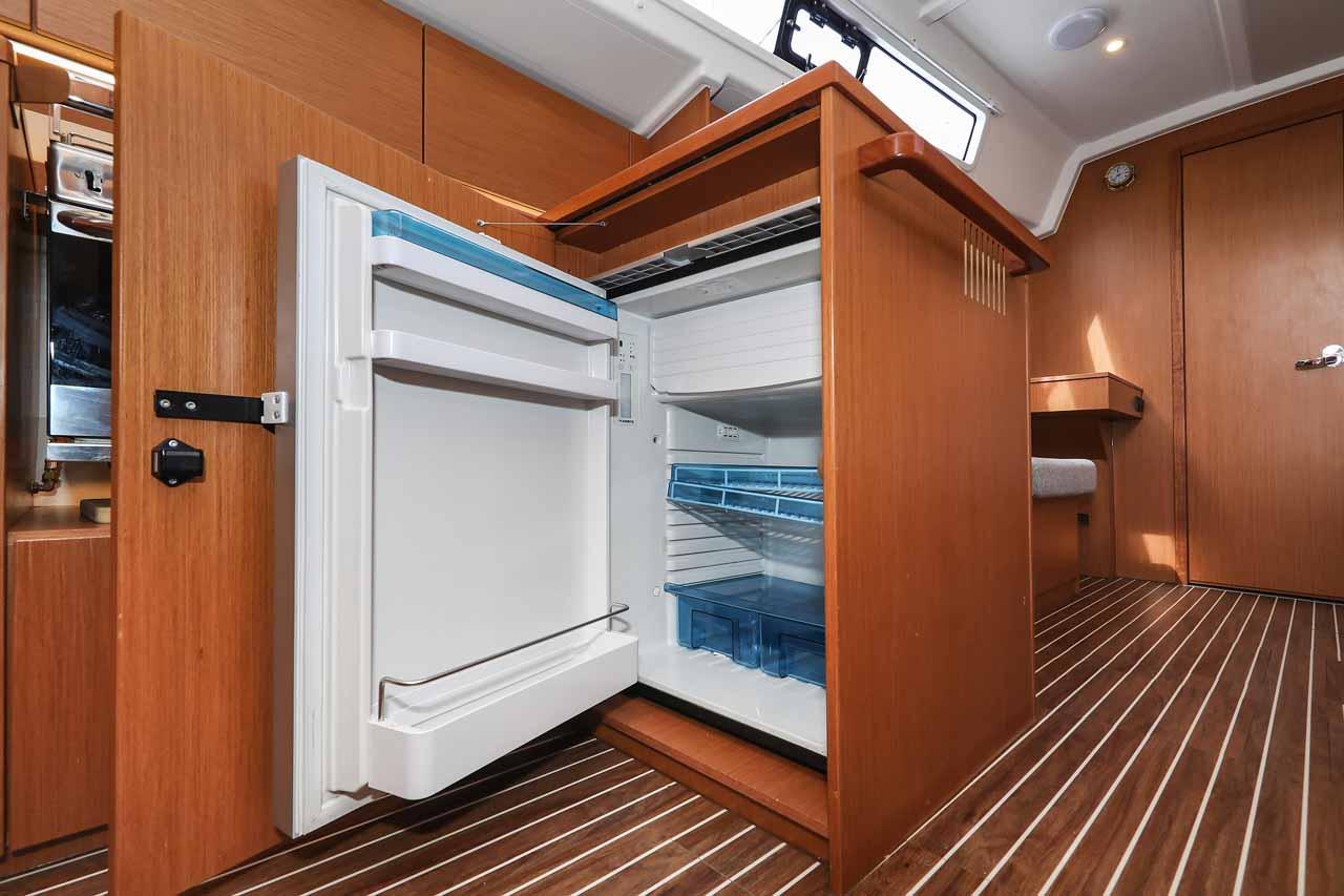 Bavaria C42, picture 16