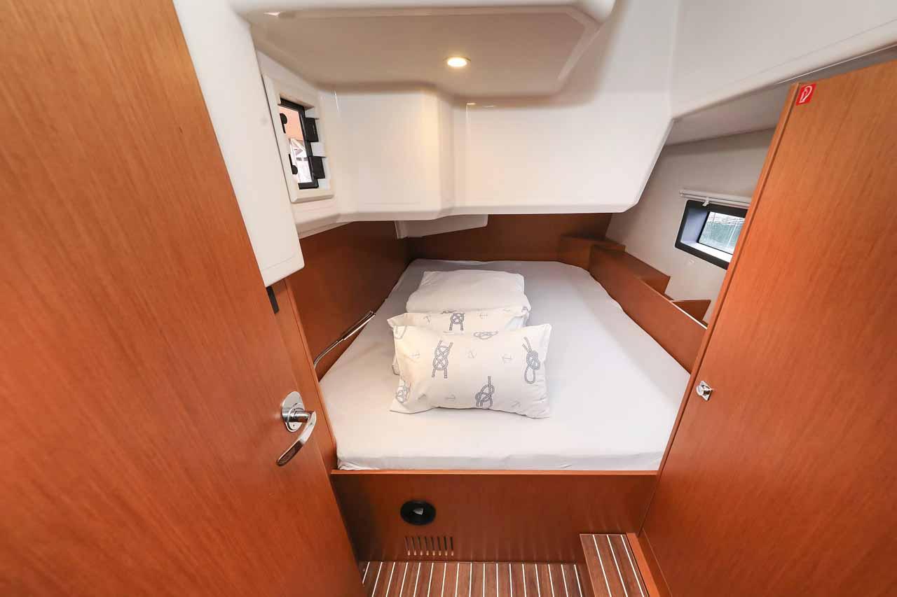 Bavaria C42, picture 23