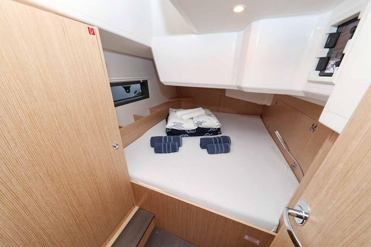 Bavaria C42, picture 20