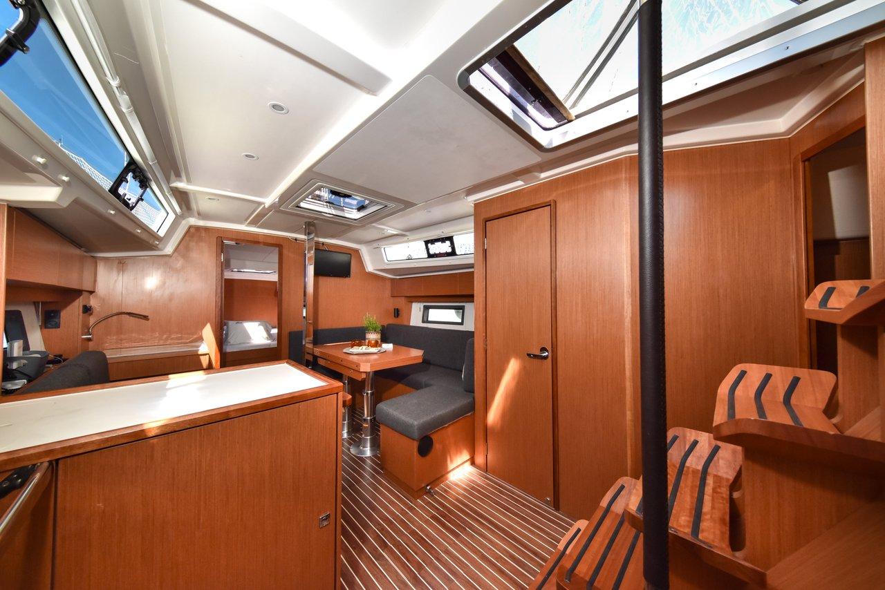 Bavaria C38, picture 18