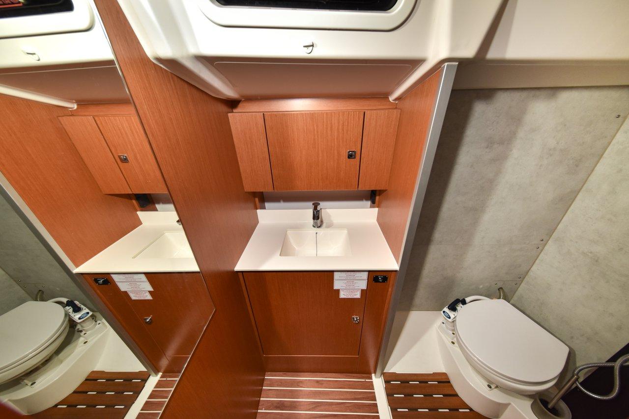 Bavaria C38, picture 27