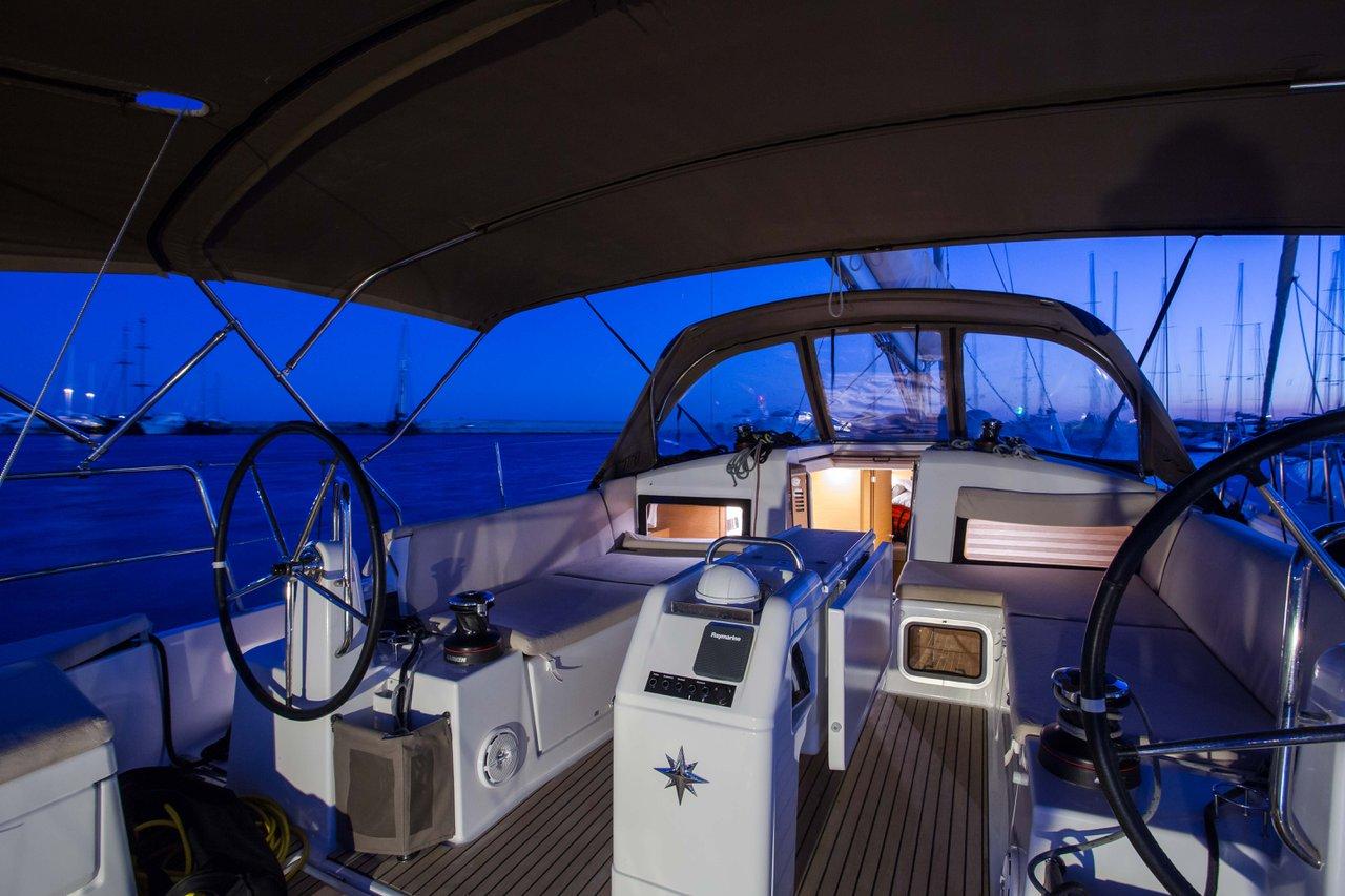Sun Odyssey 440 - 4 cab., picture 15