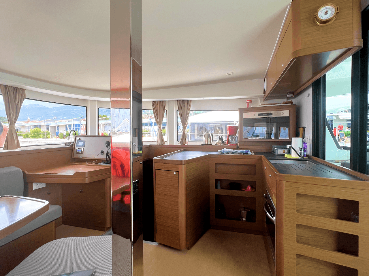 Lagoon 42 - 4 + 2 cab., picture 10