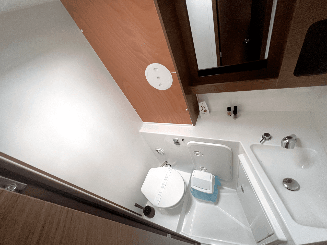 Lagoon 42 - 4 + 2 cab., picture 27