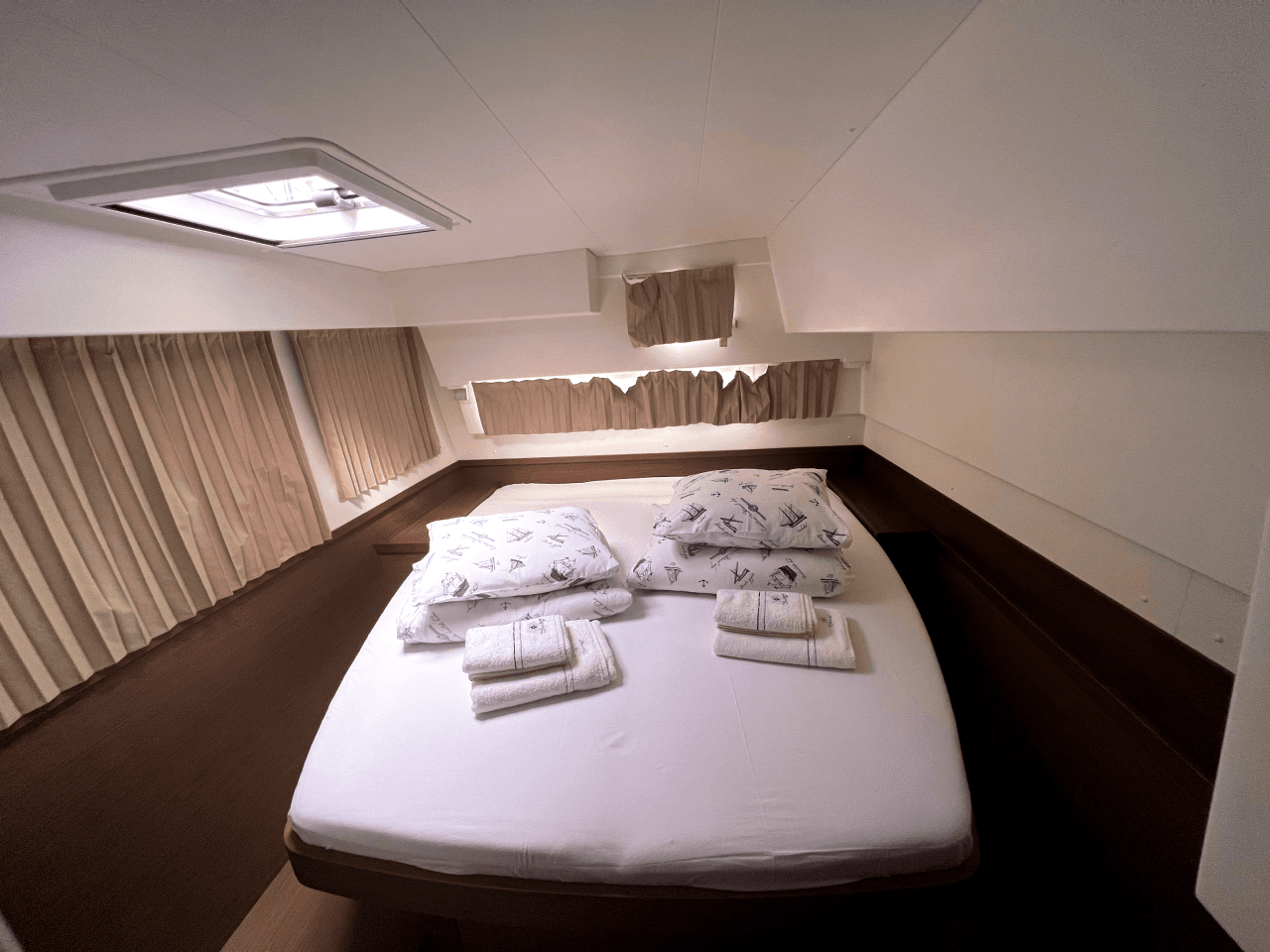 Lagoon 42 - 4 + 2 cab., picture 23