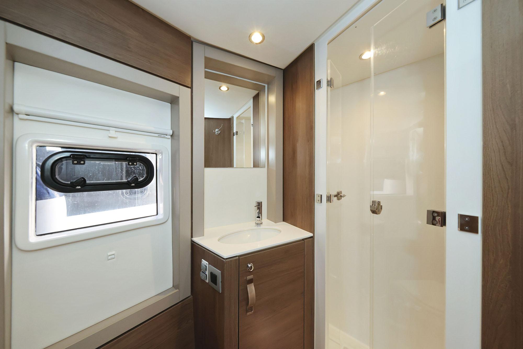 Bali 4.4 - 4 + 2 cab., picture 24