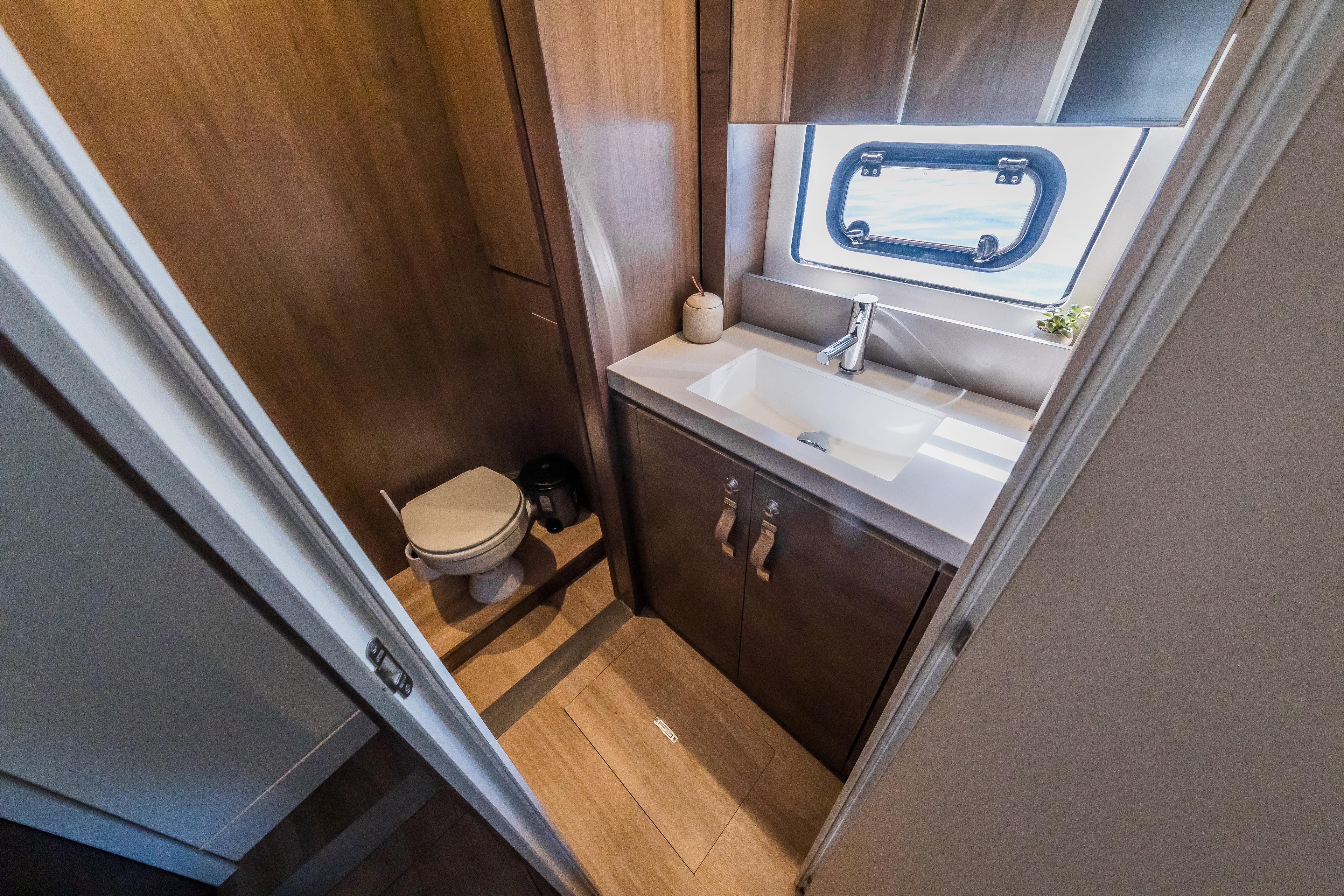 Bali 4.8 - 5 + 2 cab, picture 28