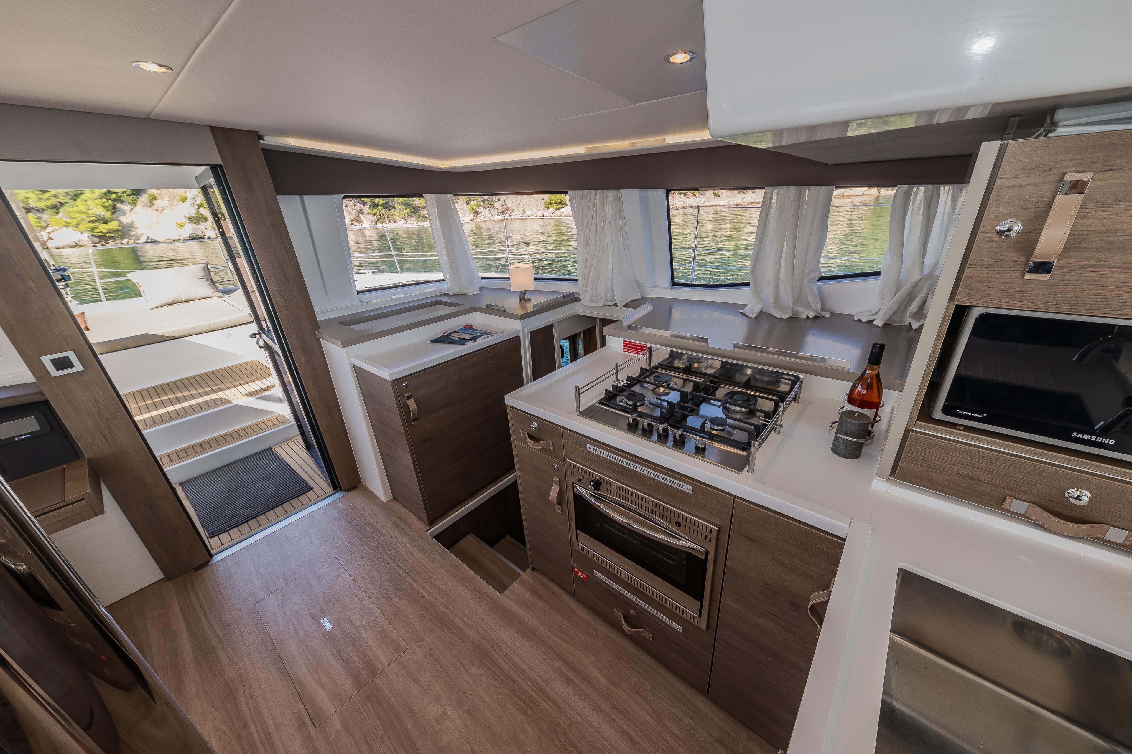 Bali 4.8 - 5 + 2 cab, picture 12