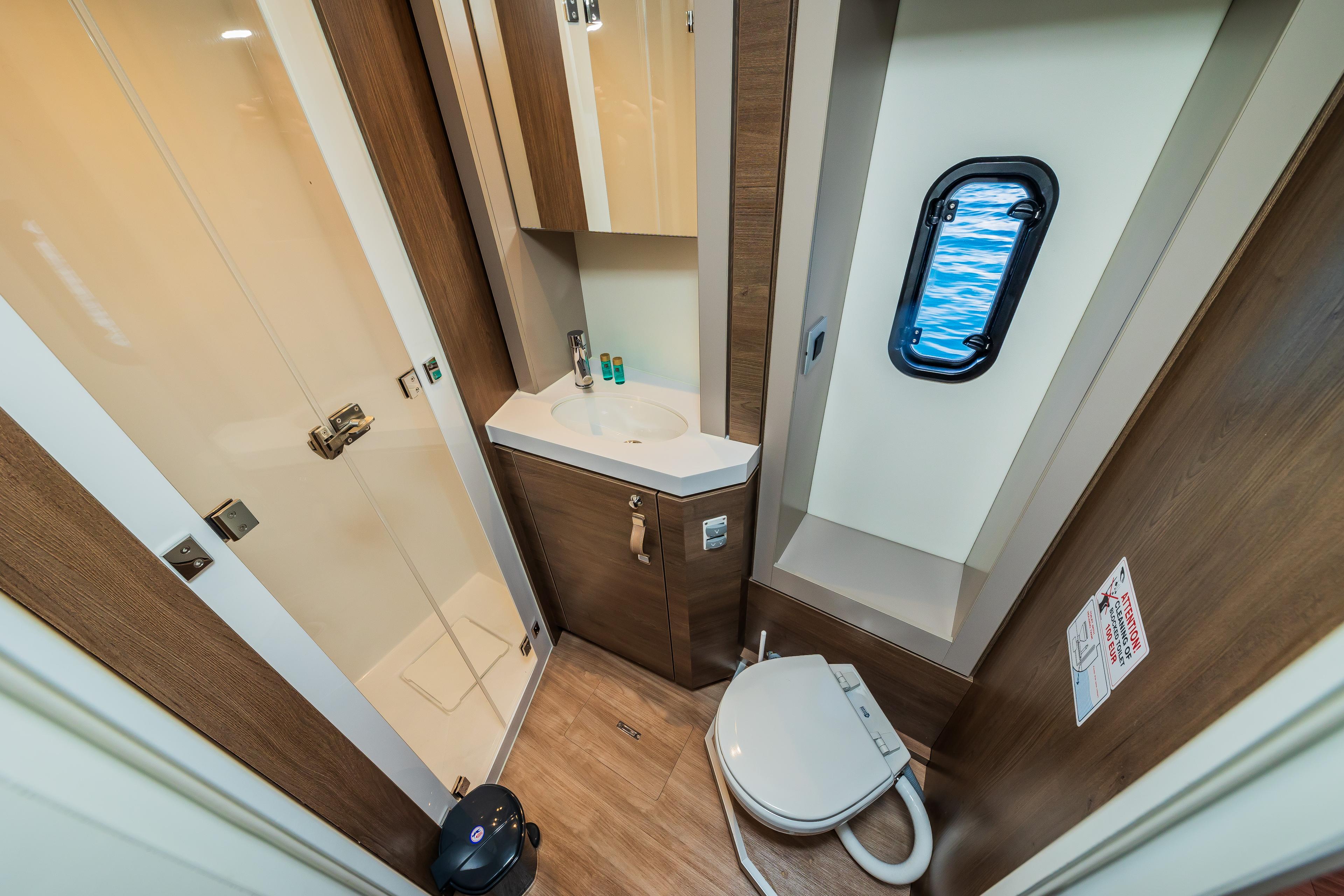 Bali 4.6 - 5 + 2 cab., picture 25