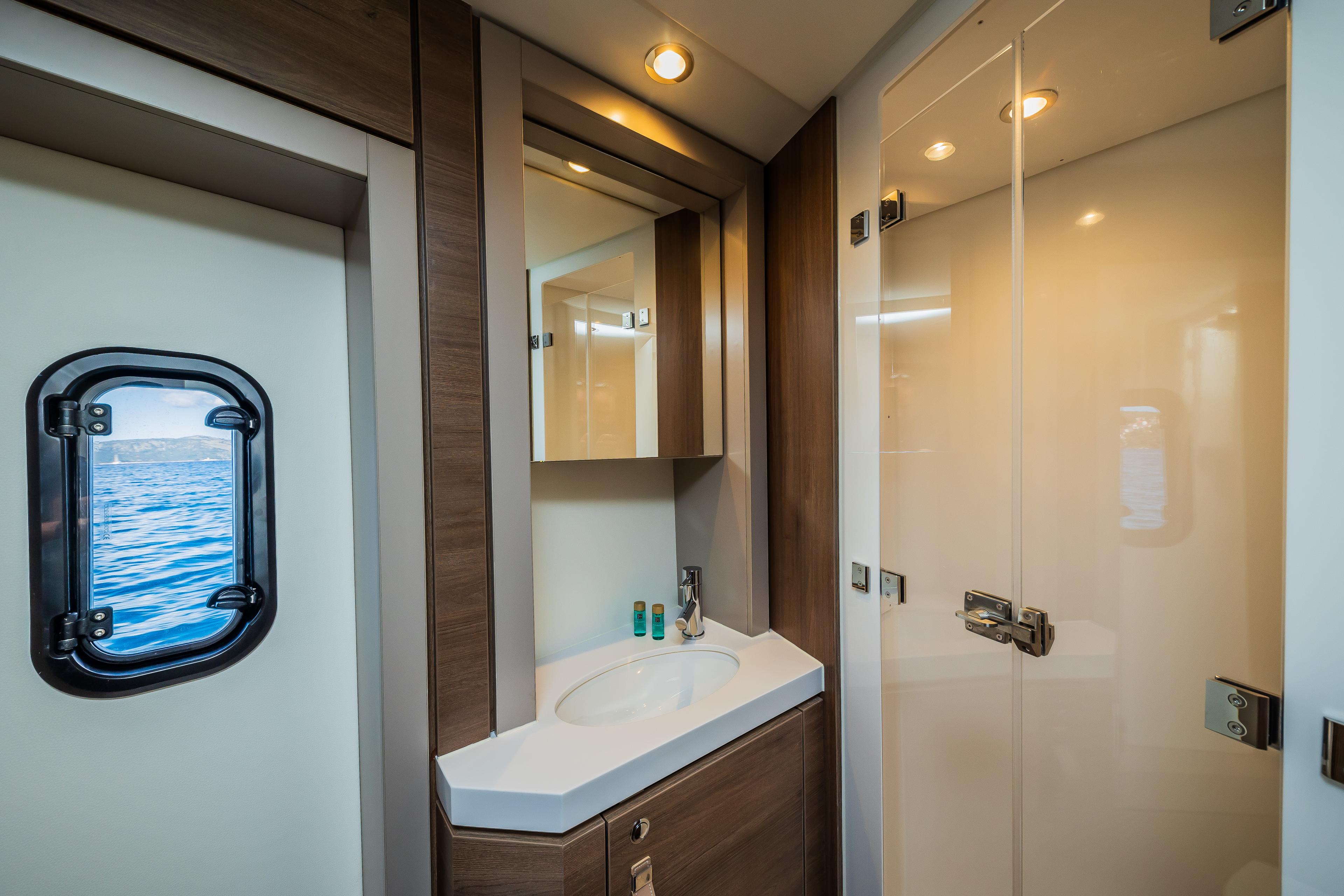 Bali 4.6 - 5 + 2 cab., picture 24