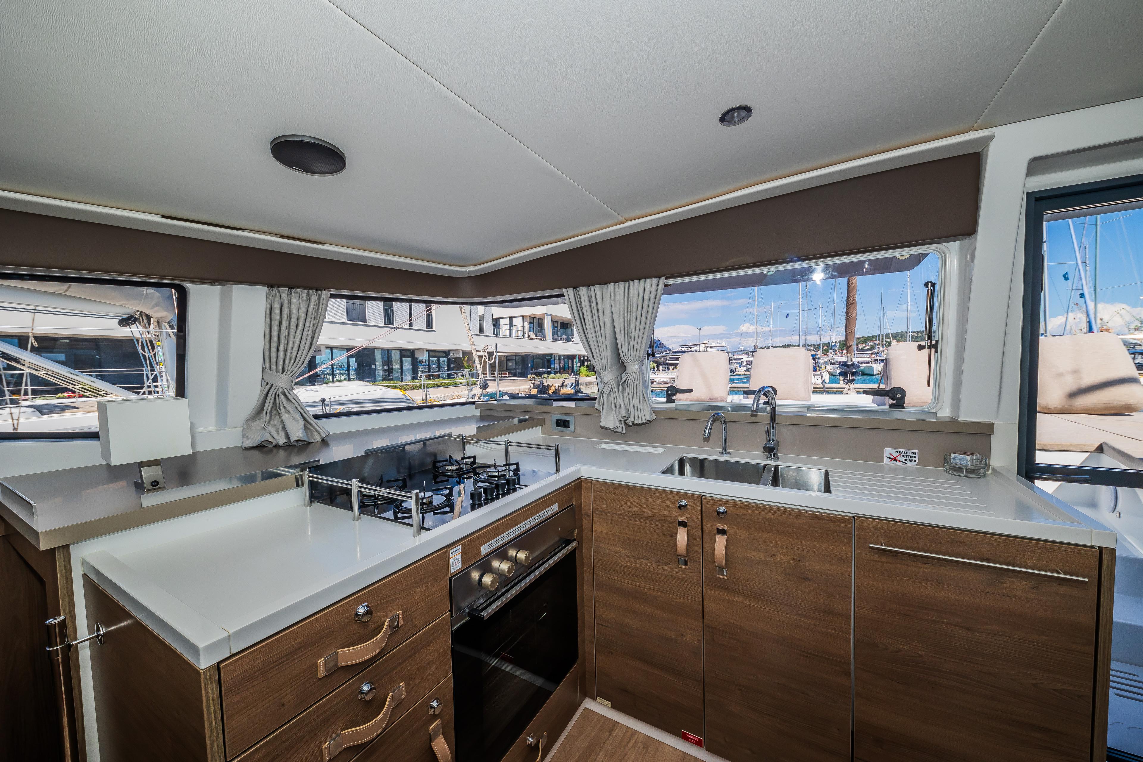 Bali 4.4 - 4 + 1 cab., picture 18