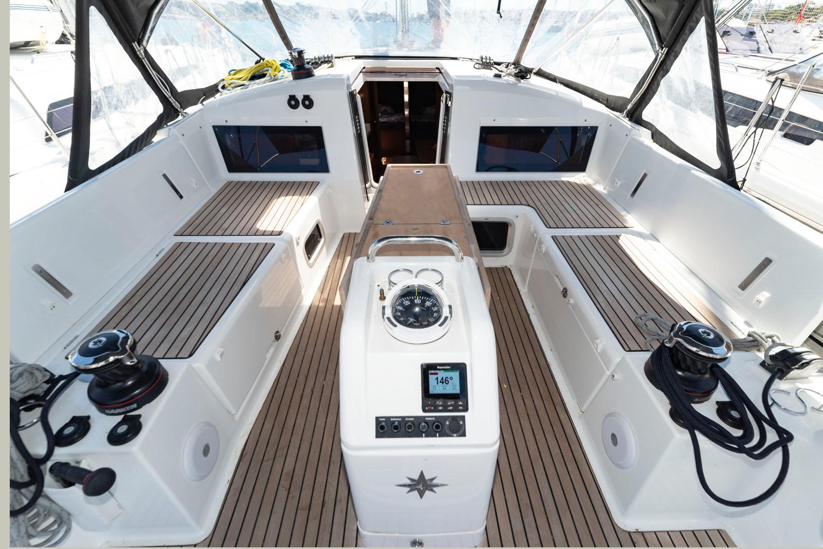 Sun Odyssey 440 - 4 cab., picture 7