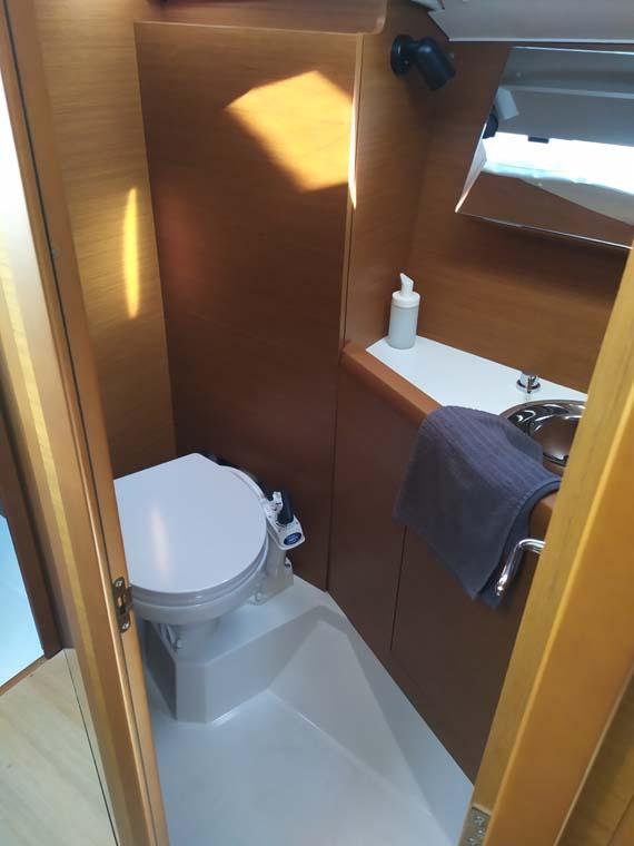 Sun Odyssey 349 - 3 cab., picture 16