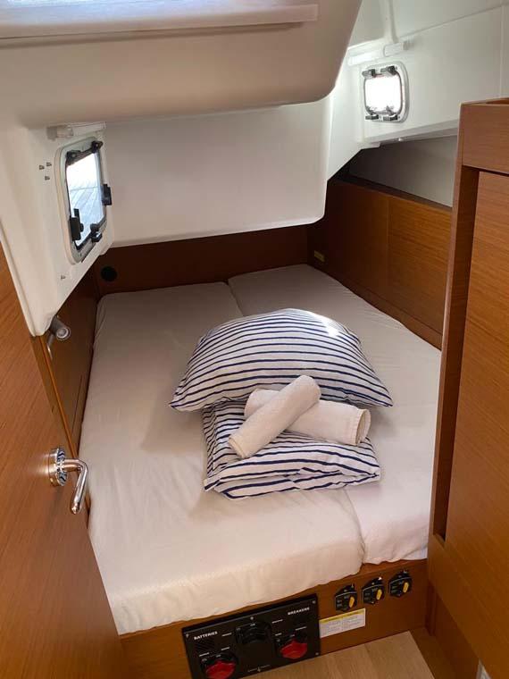 Sun Odyssey 410 - 3 cab., picture 12