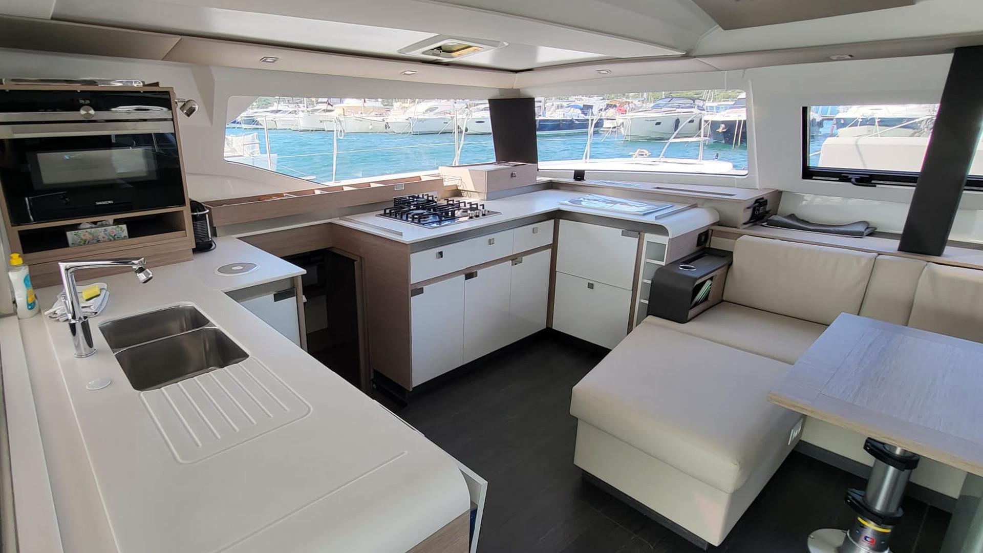 Fountaine Pajot Elba 45 - 3 cab., picture 15