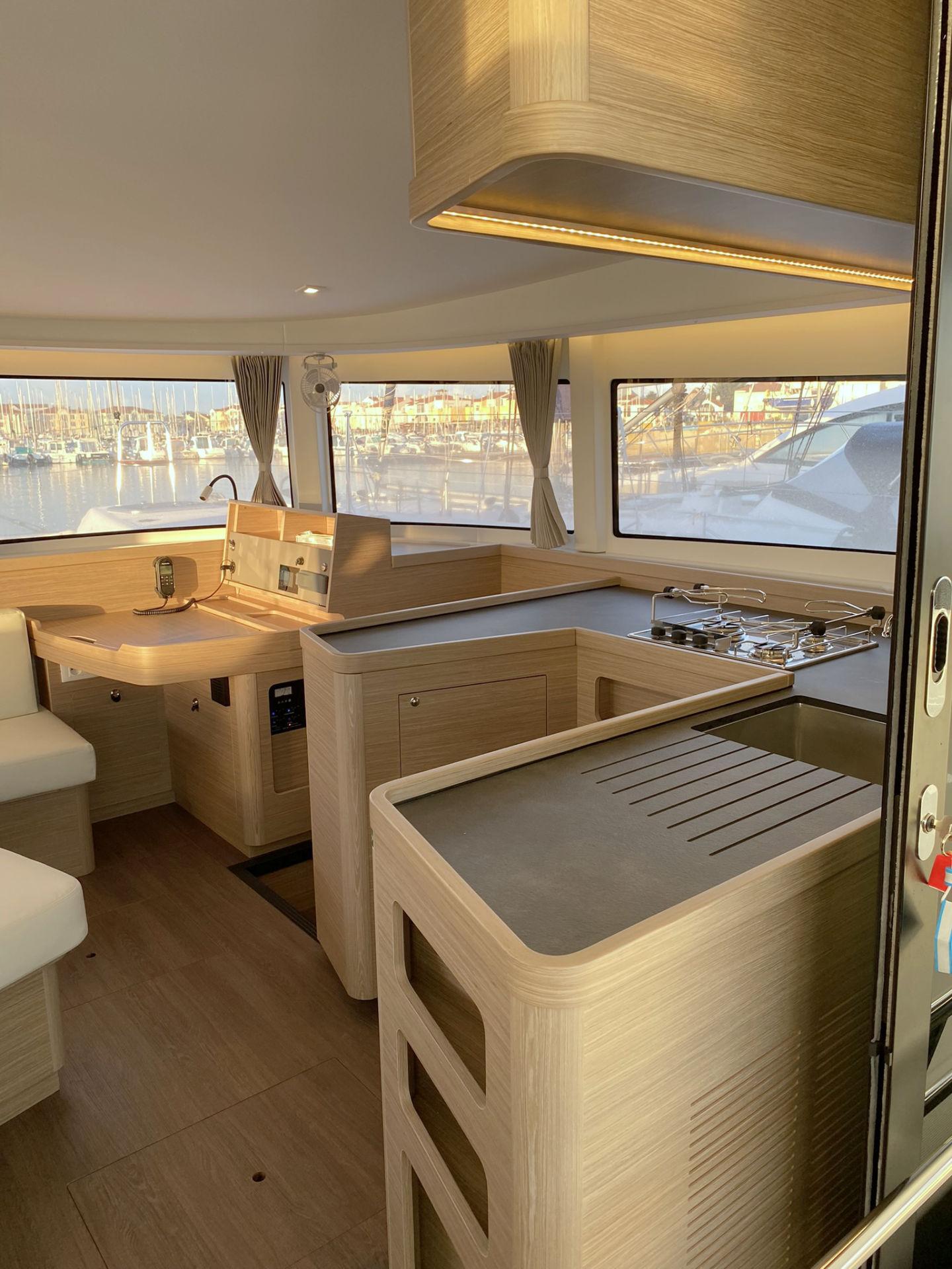 Lagoon 42 - 3 + 1 cab., picture 14