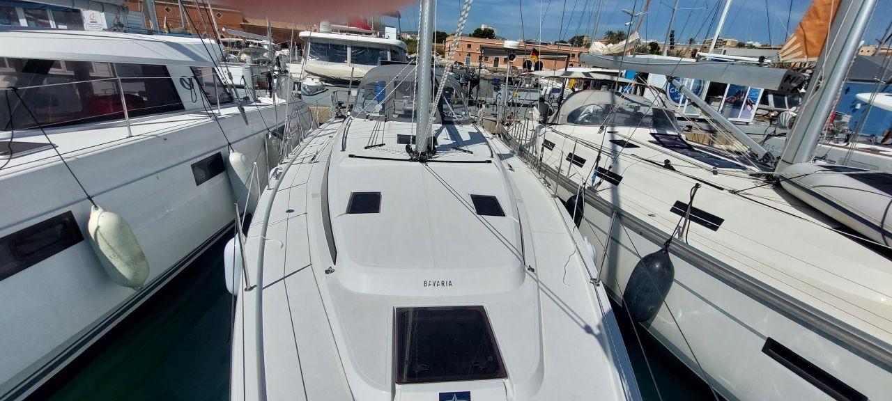 Bavaria C42, picture 3