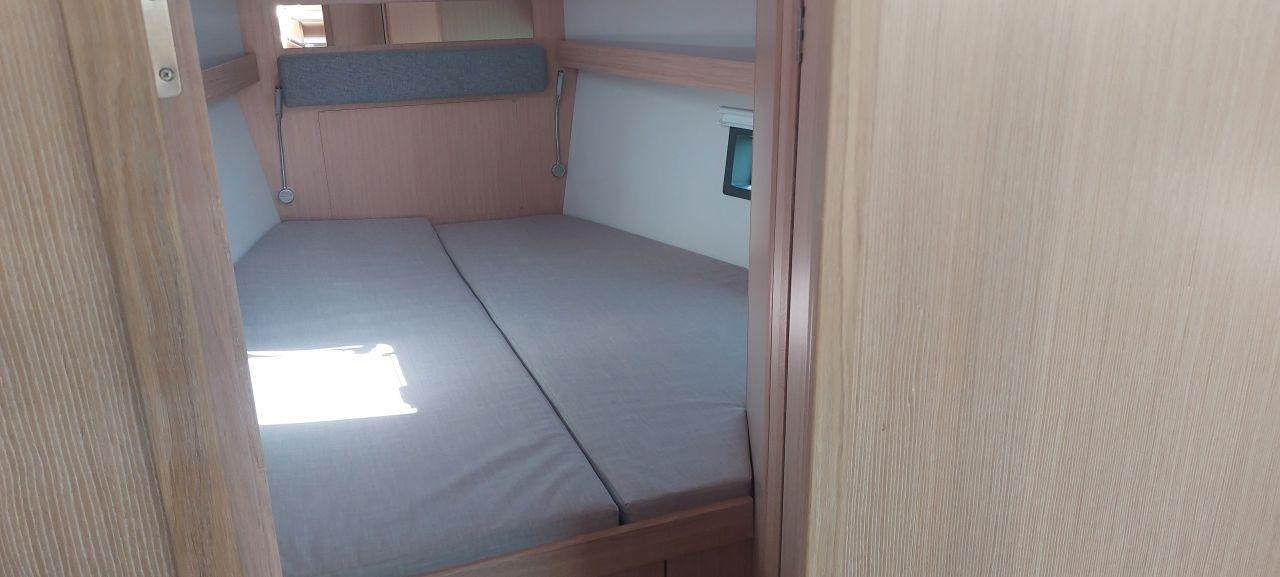 Bavaria C42, picture 8