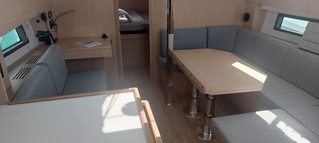 Bavaria C42, picture 5