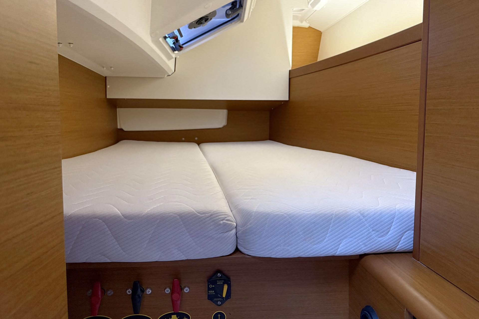 Sun Odyssey 349 - 3 cab., picture 17